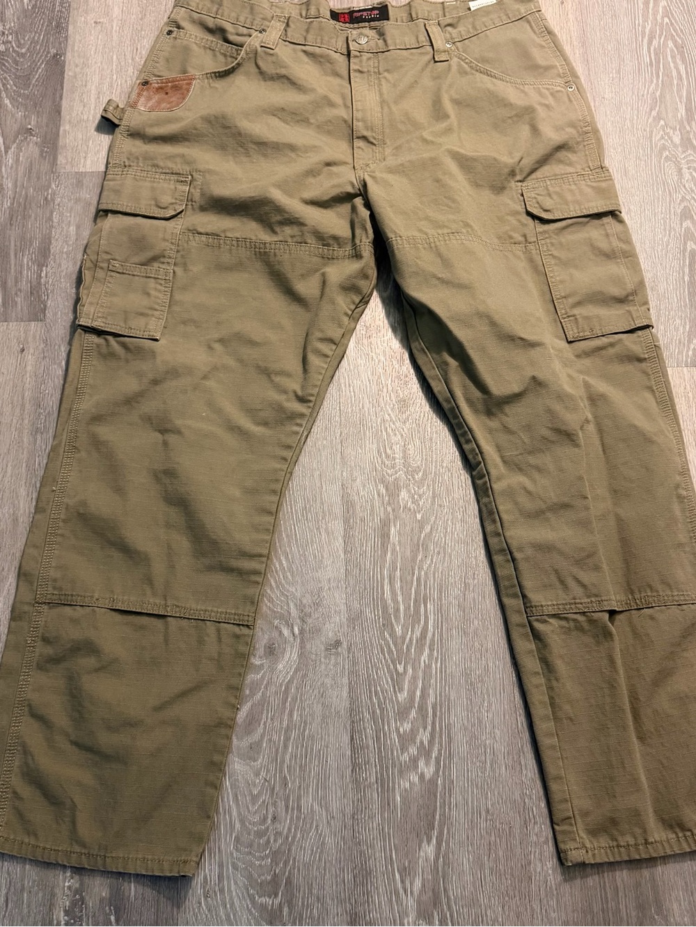 Men's Wrangler Ripstop Cargo Pants Green 100% Cotton 42x32.